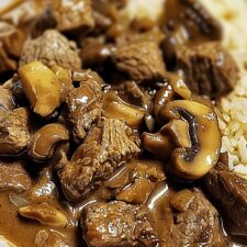 Creamy Crockpot Beef Tips & Mushrooms Recipe