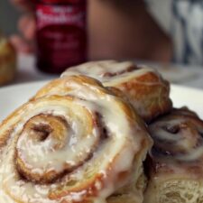 Copycat Cinnabon Cinnamon Rolls Recipe